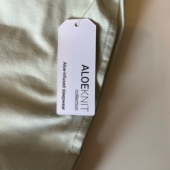 Soma Restore Aloe Knit Crop Pants - Size L - Picture 2 of 4